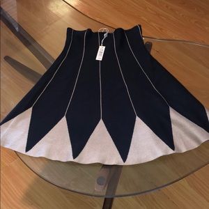 Max Studio Black/Camel Skirt Size S/M